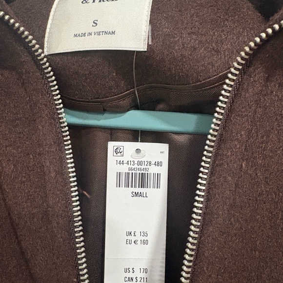 Abercrombie & Fitch Wool-Blend Bubble Hem Coat - Picture 6 of 6